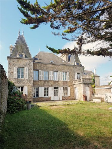 Maison a vendre Saint-Vaast-la-Hougue 50550 Manche 221 m2 12 pièces 786400 euros