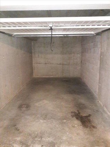Location garage et parking Bourg-en-Bresse 01000 Ain 10 m2  65 euros
