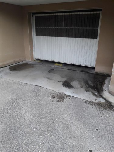 Location garage et parking Bourg-en-Bresse 01000 Ain 10 m2  65 euros