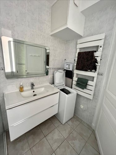 Location appartement Reims 51100 Marne 55 m2 3 pièces 830 euros