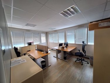 Location fonds et murs commerciaux Saint-Malo 35400 Ille-et-Vilaine 131 m2  1775 euros