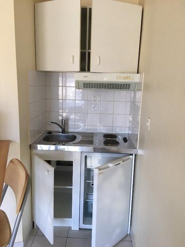 Location appartement Rennes 35000 Ille-et-Vilaine 17 m2 1 pièce 438 euros