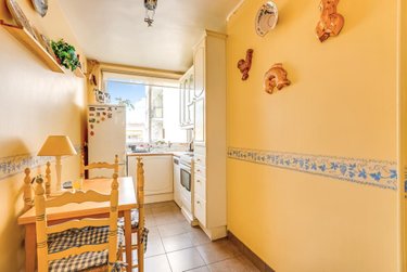 Viager appartement Paris 17e arrondissement 75017 Paris 76 m2 3 pièces 352000 euros