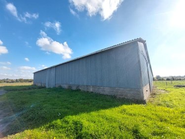 Terrains de loisirs bois etangs a vendre Méral 53230 Mayenne 36115 m2  63600 euros