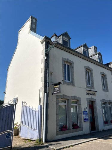 Maison a vendre Huelgoat 29690 Finistère 197 m2 9 pièces 299250 euros