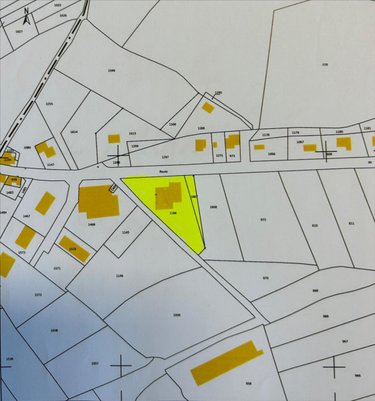 Fonds et murs commerciaux a vendre Spézet 29540 Finistère 565 m2  262500 euros