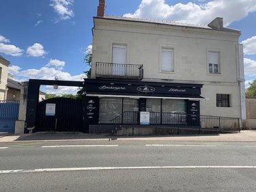 Immeuble a vendre Bagneux 49400 Maine-et-Loire 222 m2  208350 euros