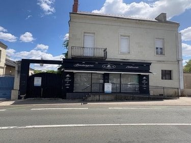Immeuble a vendre Bagneux 49400 Maine-et-Loire 222 m2  209000 euros