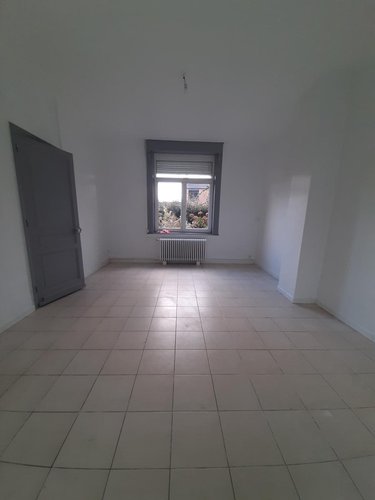 Location maison Beaucamps-Ligny 59134 Nord 110 m2  1150 euros