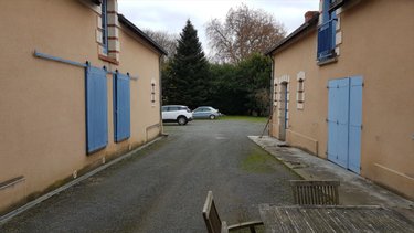 Immeuble a vendre Bazouges Cré sur Loir 72200 Sarthe 295 m2  314400 euros