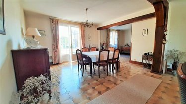 Maison a vendre Saint-Amand-Montrond 18200 Cher 173 m2 6 pièces 219736 euros