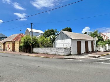 Terrain a batir a vendre Saint-Louis 97450 Réunion 359 m2  202400 euros