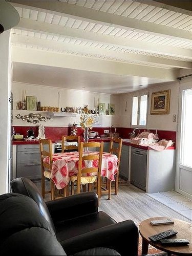 Viager maison Reillanne 04110 Alpes-de-Haute-Provence 60 m2 4 pièces 100000 euros
