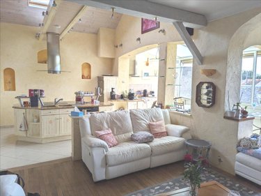 Maison a vendre Sainte-Maure-de-Touraine 37800 Indre-et-Loire 180 m2 8 pièces 266000 euros