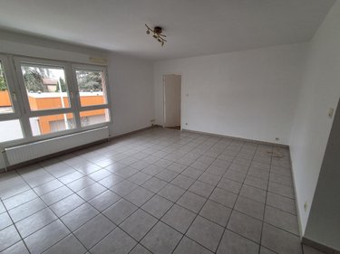 Location appartement Bourg-en-Bresse 01000 Ain 76 m2  774 euros