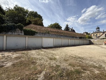 Garage et parking a vendre Braine 02220 Aisne 171 m2  93000 euros