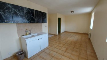 Immeuble a vendre Damery 51480 Marne 300 m2  445200 euros