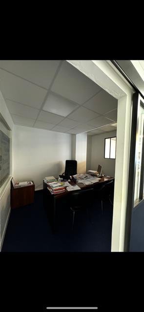 Location fonds et murs commerciaux Laon 02000 Aisne 120 m2  1100 euros