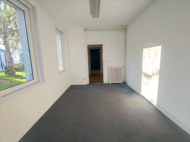 Location fonds et murs commerciaux Saint-Romain-de-Colbosc 76430 Seine-Maritime 203 m2  1700 euros