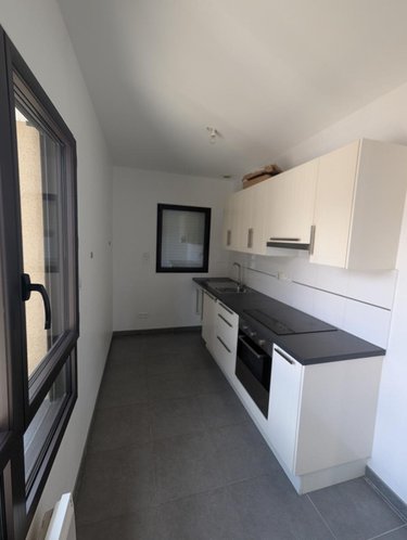 Location appartement Corps-Nuds 35150 Ille-et-Vilaine 47 m2  535 euros