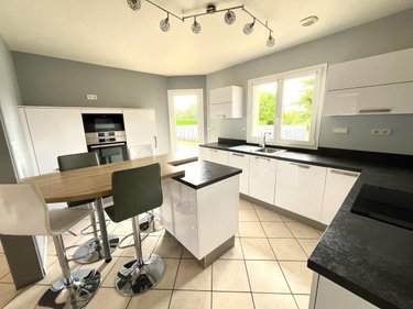 Maison a vendre Irodouër 35850 Ille-et-Vilaine 146 m2  386872 euros