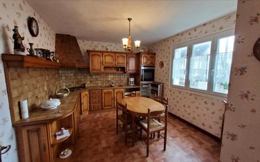 Maison a vendre Carhaix-Plouguer 29270 Finistère 100 m2 5 pièces 126000 euros