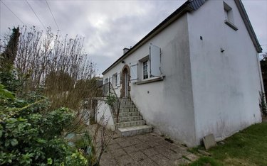 Maison a vendre Carhaix-Plouguer 29270 Finistère 102 m2 6 pièces 131250 euros