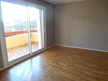 Location appartement Bourg-en-Bresse 01000 Ain 48 m2 2 pièces 640 euros