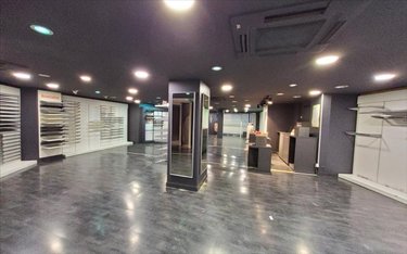 Location fonds et murs commerciaux Carhaix-Plouguer 29270 Finistère 170 m2  1800 euros