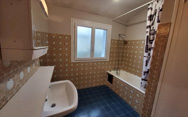 Maison a vendre Carhaix-Plouguer 29270 Finistère 90 m2 5 pièces 120750 euros