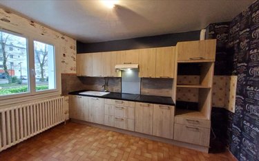 Maison a vendre Carhaix-Plouguer 29270 Finistère 90 m2 5 pièces 120750 euros