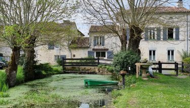Maison a vendre Jonzac 17500 Charente-Maritime 226 m2 8 pièces 309750 euros