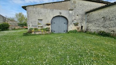 Maison a vendre Jonzac 17500 Charente-Maritime 226 m2 8 pièces 309750 euros