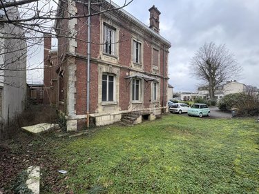 Immeuble a vendre Laon 02000 Aisne 1500 m2  700000 euros