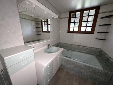 Maison a vendre Creuzier-le-Neuf 03300 Allier 184 m2 7 pièces 251520 euros