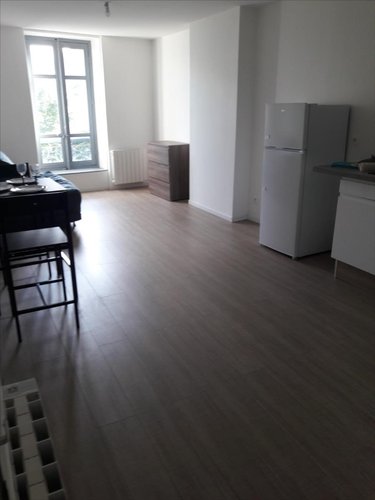Location appartement Bourg-en-Bresse 01000 Ain 25 m2 1 pièce 509 euros