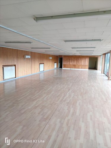 Location fonds et murs commerciaux Carhaix-Plouguer 29270 Finistère 300 m2  700 euros