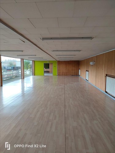 Location fonds et murs commerciaux Carhaix-Plouguer 29270 Finistère 300 m2  700 euros