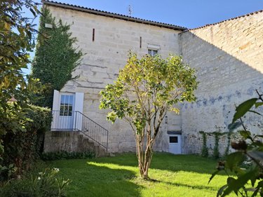 Maison a vendre Saintes 17100 Charente-Maritime 92 m2 4 pièces 236070 euros