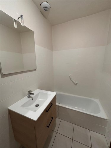 Location appartement Montrevel-en-Bresse 01340 Ain 54 m2 2 pièces 557 euros