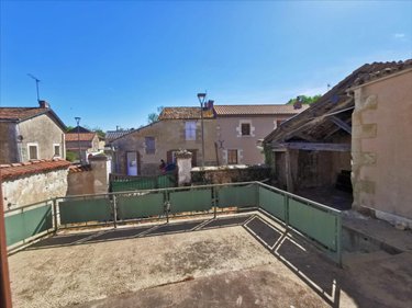 Maison a vendre Braye-sous-Faye 37120 Indre-et-Loire 120 m2 5 pièces 43000 euros