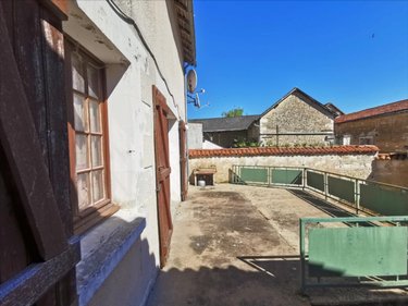 Maison a vendre Braye-sous-Faye 37120 Indre-et-Loire 120 m2 5 pièces 43000 euros