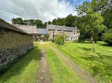 Maison a vendre Pleudihen-sur-Rance 22690 Côtes-d'Armor 313 m2 8 pièces 541092 euros