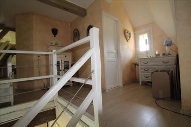 Location maison La Neuville-Chant-d'Oisel 76520 Seine-Maritime 202 m2 6 pièces 1600 euros