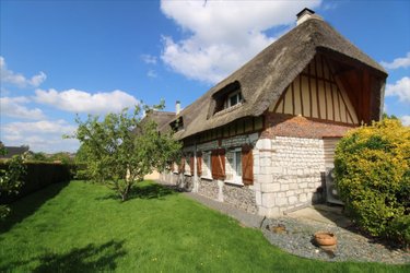 Location maison La Neuville-Chant-d'Oisel 76520 Seine-Maritime 202 m2 6 pièces 1400 euros