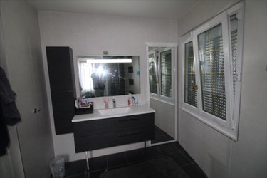 Location maison La Neuville-Chant-d'Oisel 76520 Seine-Maritime 202 m2 6 pièces 1600 euros