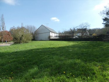 Terrain a batir a vendre Gouézec 29190 Finistère 697 m2  25250 euros