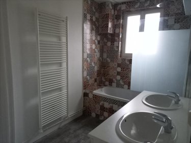 Location appartement Vichy 03200 Allier 83 m2 4 pièces 680 euros