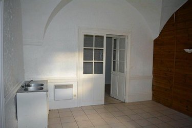 Appartement a vendre Thiers 63300 Puy-de-Dôme 77 m2 4 pièces 37000 euros