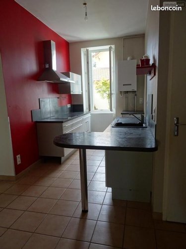 Location appartement Bourg-en-Bresse 01000 Ain 74 m2 3 pièces 700 euros